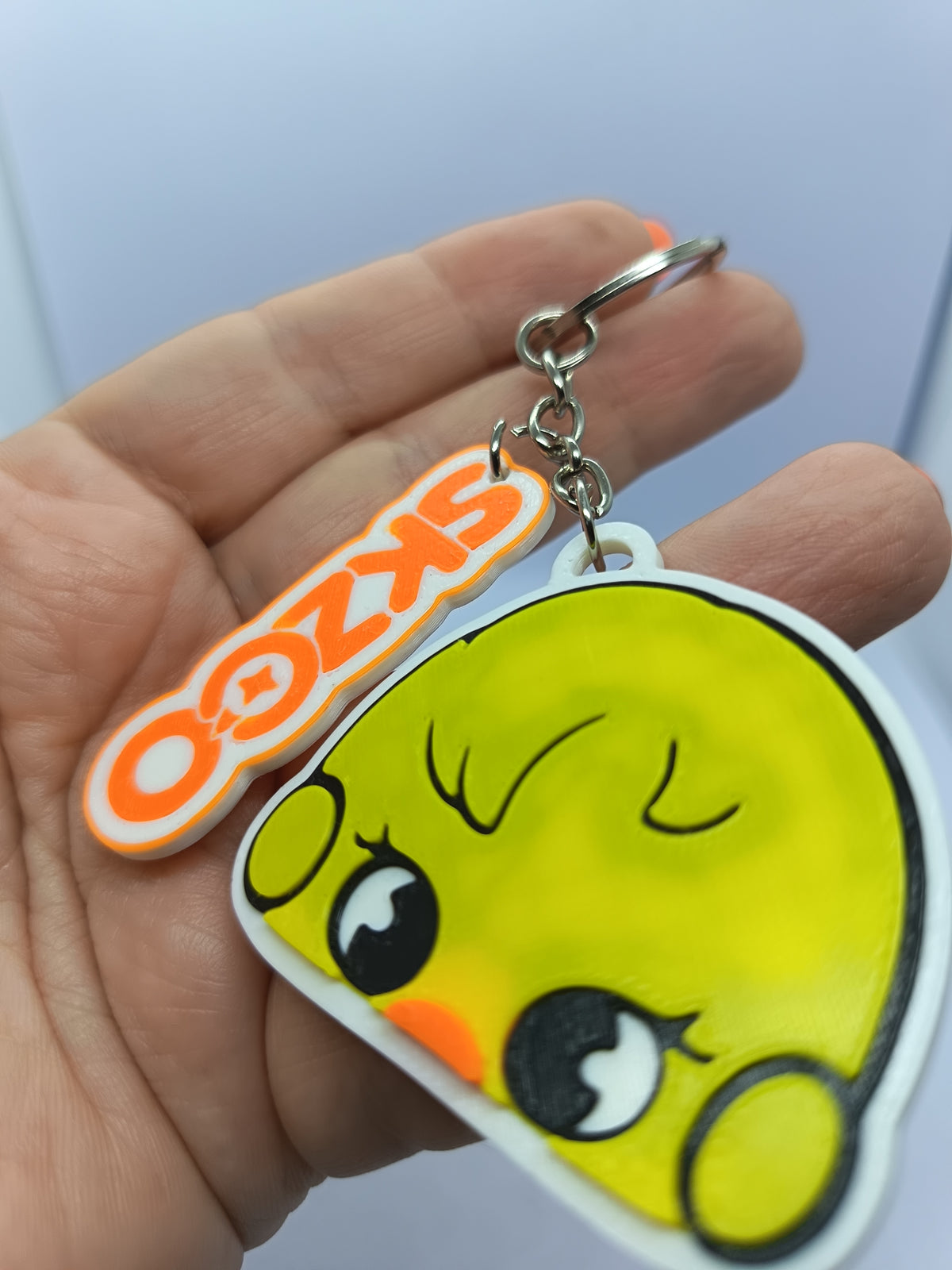 Llavero Stray Kids Felix con charm SKZOO