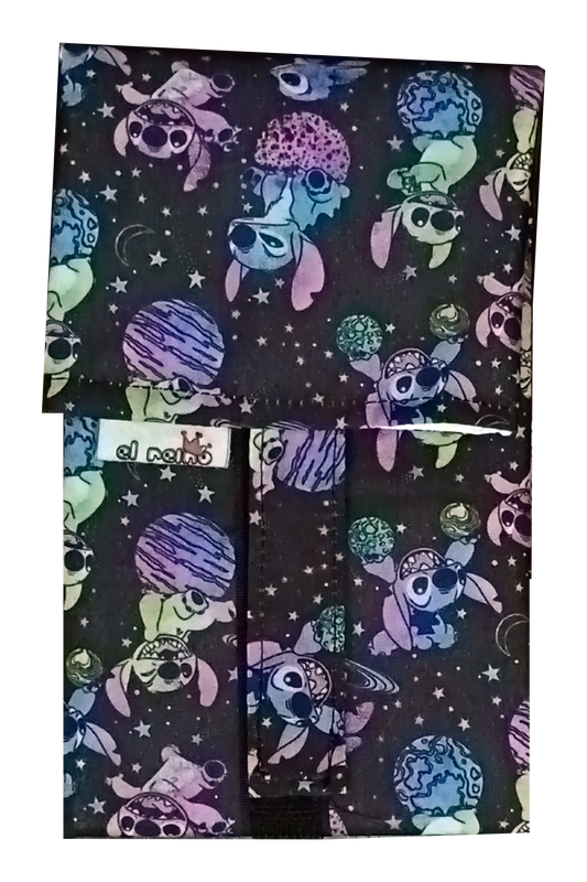 Roll&Bite Stitch Galaxia Nocturna – Portabocadillos Reutilizable Handmade