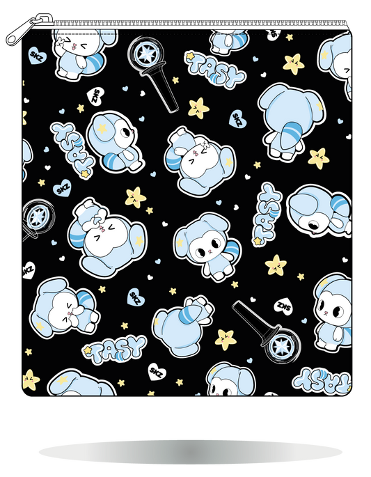 Funda para manga TASY chibi negra de Stray Kids, vista frontal, con personajes TASY azules sobre fondo negro